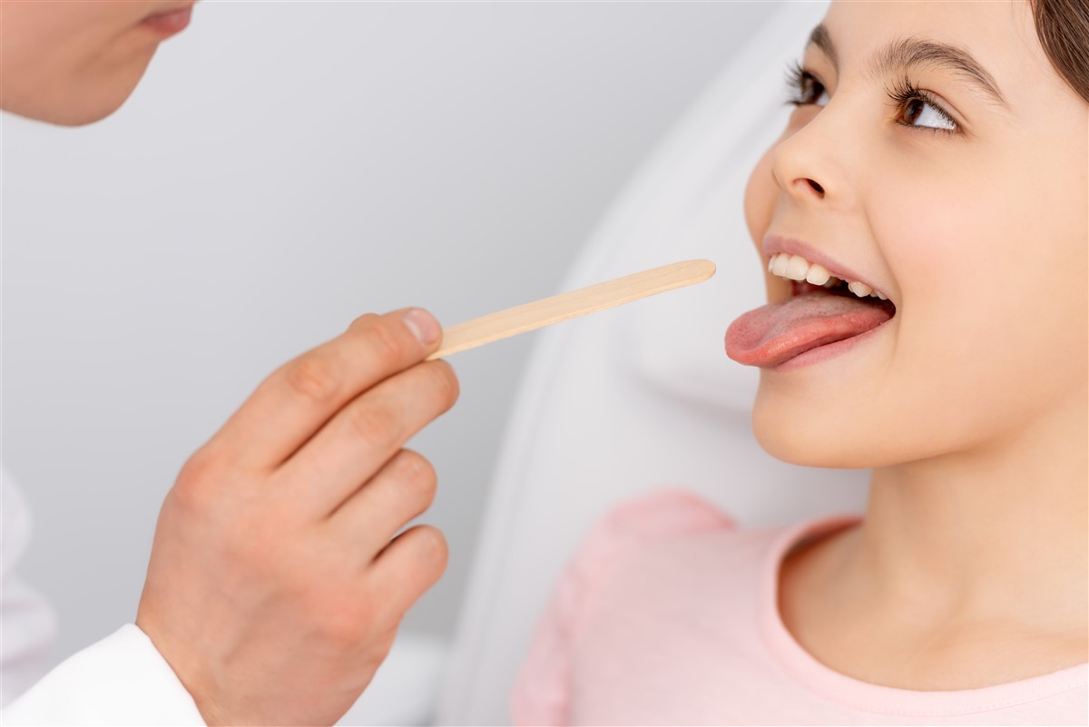 Personnalisation abaisse-langue tendances bénéfices pour cabinets dentaires